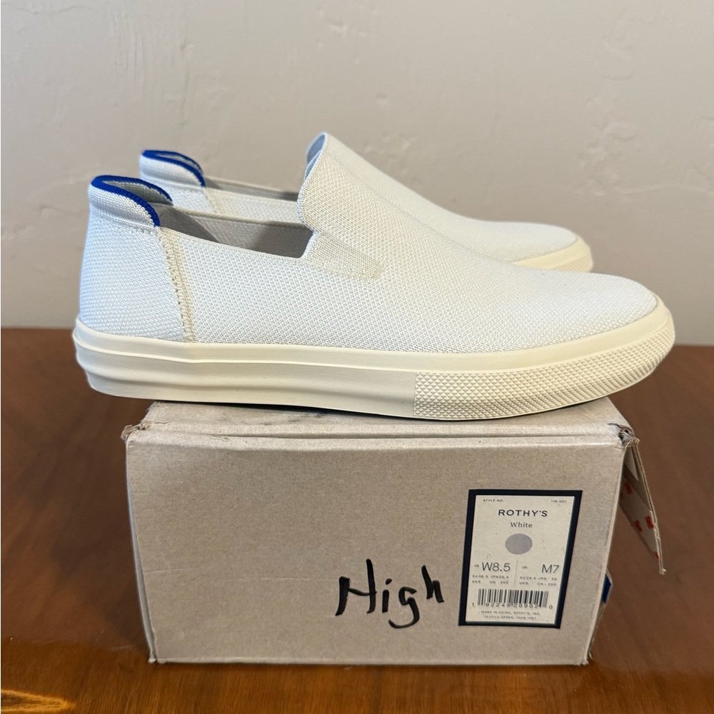 Rothy’s NIB sneaker size 8.5 white